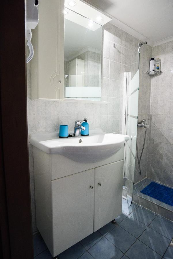 Salonika Downtown Spacious Apartment Szaloniki Kültér fotó
